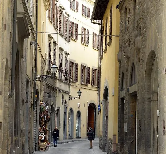 Palazzetto Dei Nobili Firenze
